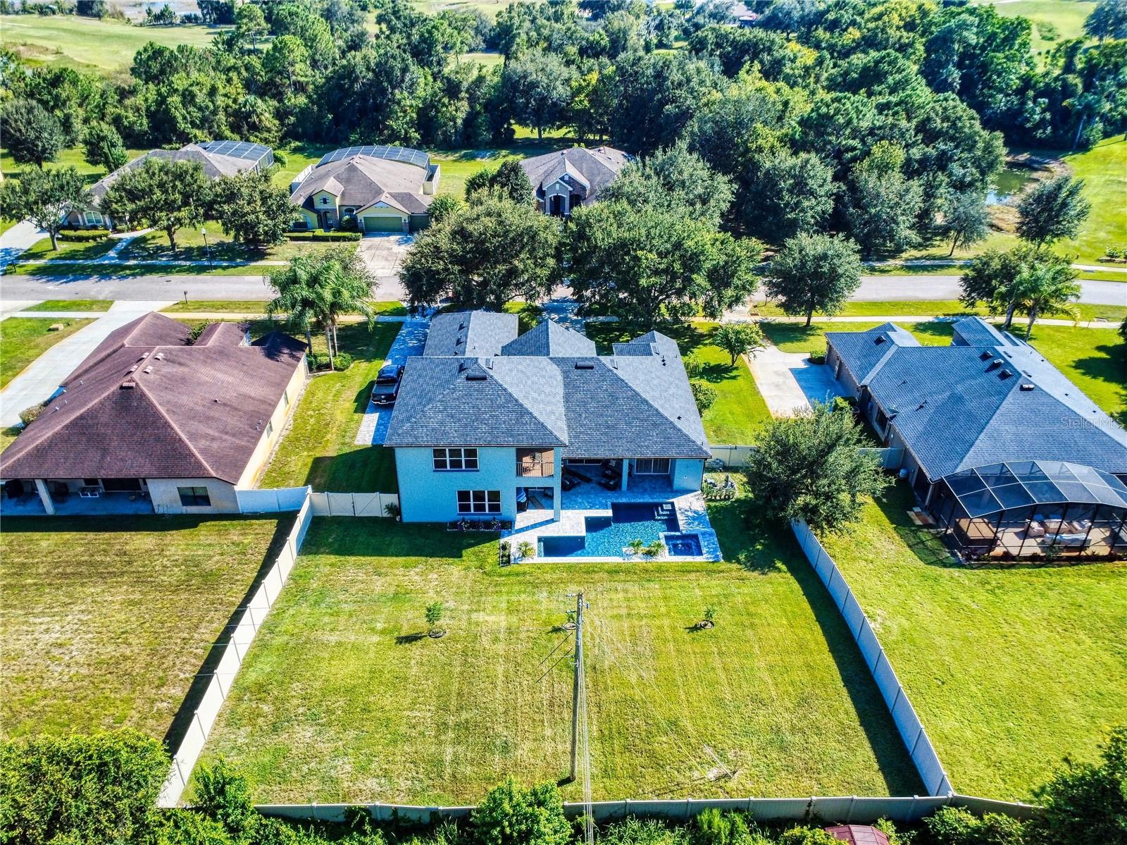 Image 76 of 94 For 253 Glen Abbey Lane