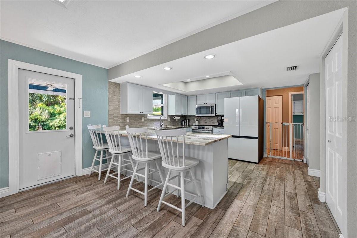 Image 23 of 51 For 24 Heather Lane