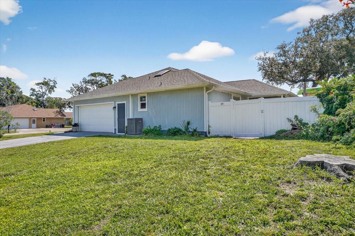 Image 8 of 51 For 24 Heather Lane