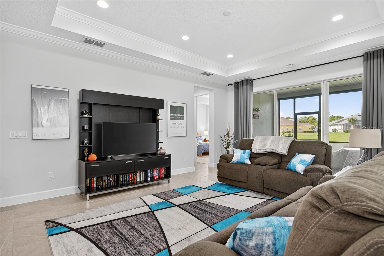 Image 11 of 31 For 253 Compass Rose Drive