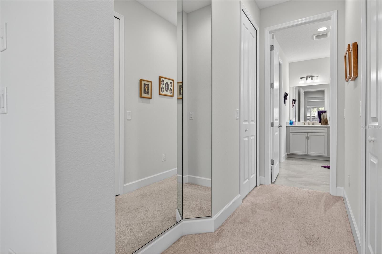 Image 14 of 31 For 253 Compass Rose Drive