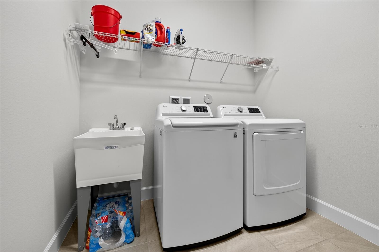 Image 20 of 31 For 253 Compass Rose Drive