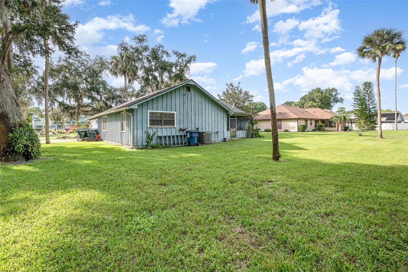 Image 38 of 43 For 573 Pelican Bay Drive