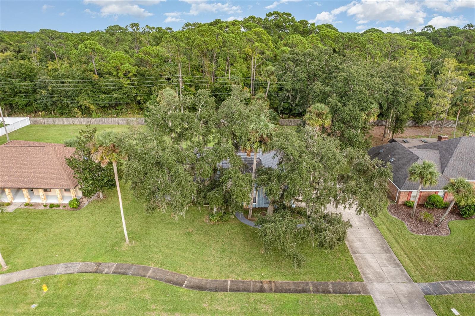 Image 39 of 43 For 573 Pelican Bay Drive