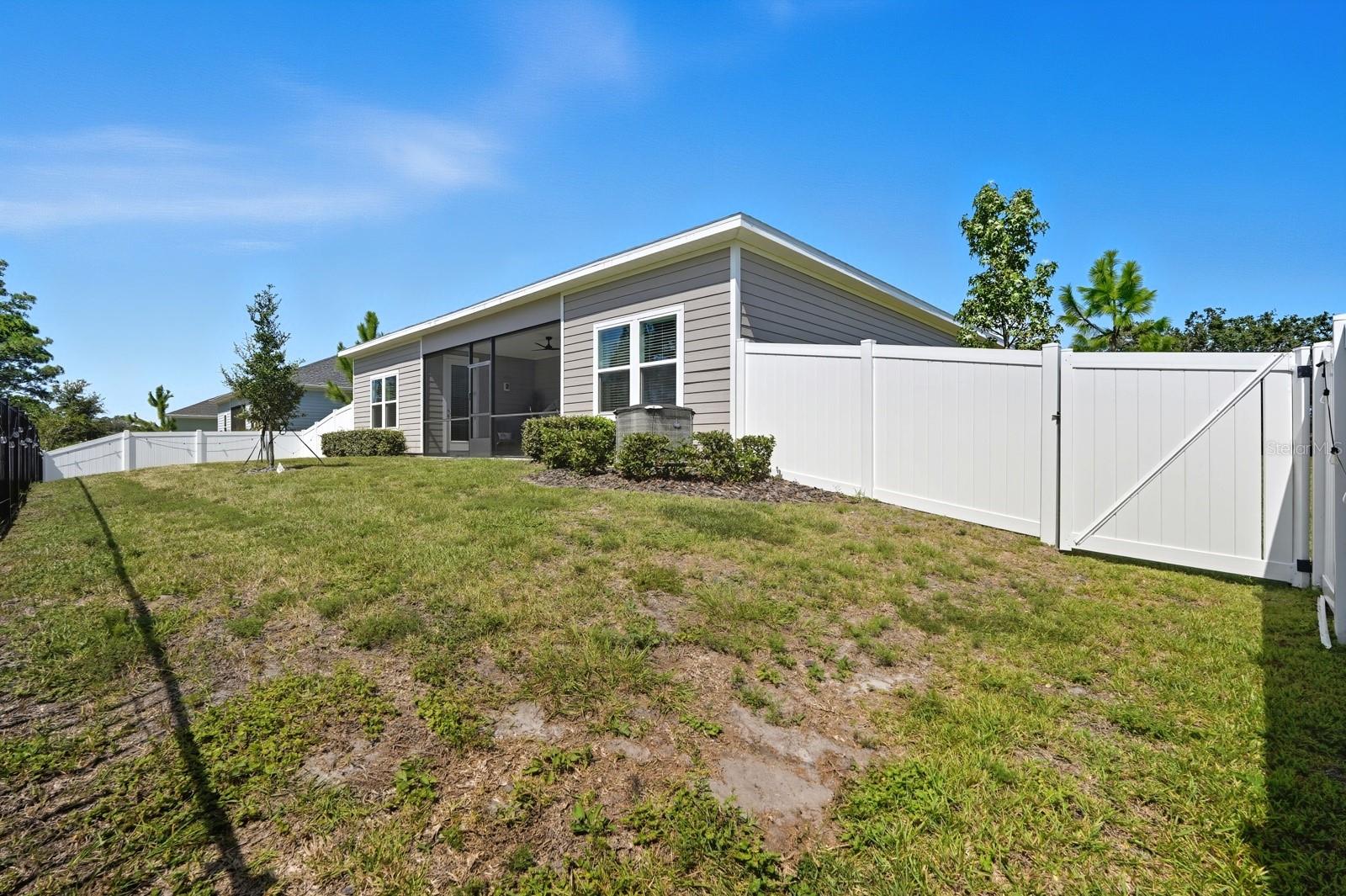 Image 52 of 54 For 2123 Raglan Circle