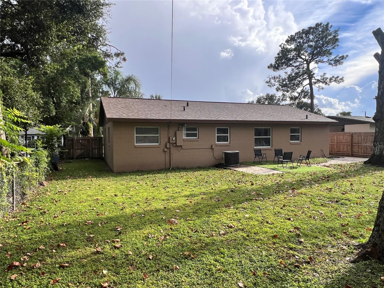 Image 13 of 59 For 921 Valleydale Avenue