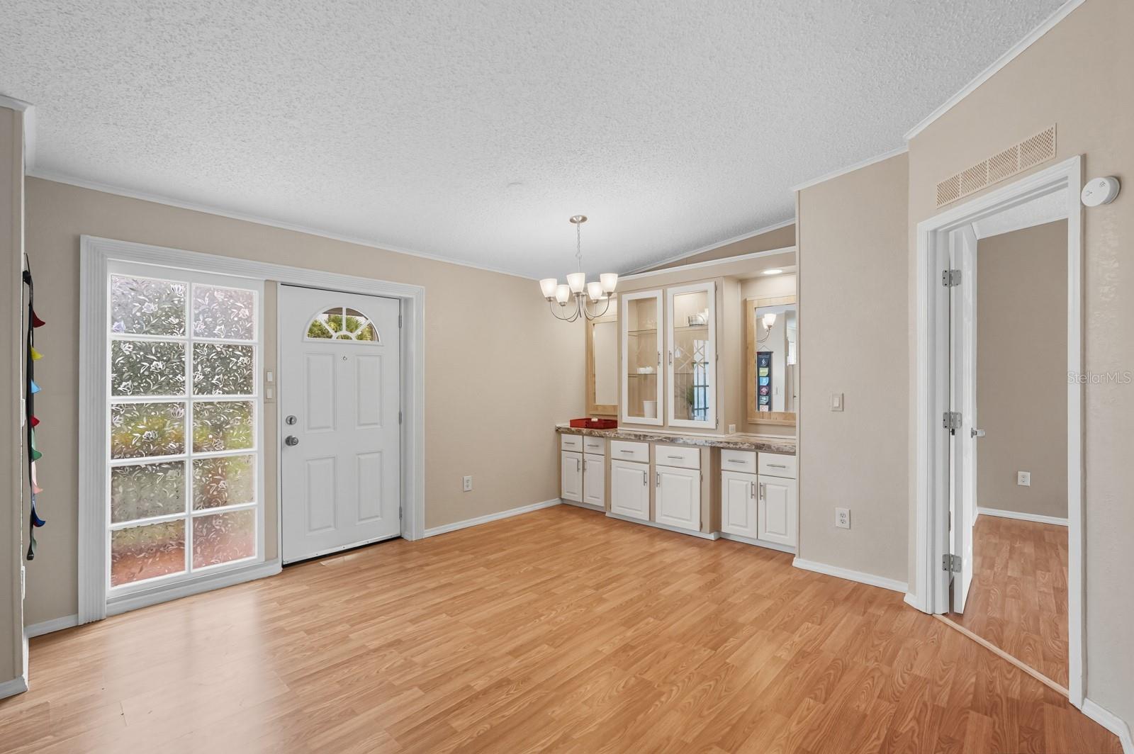 Image 10 of 33 For 5402 Taylor Avenue