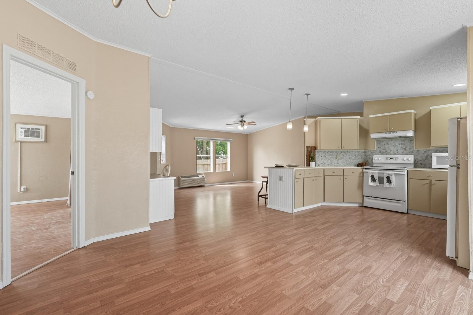 Image 11 of 33 For 5402 Taylor Avenue