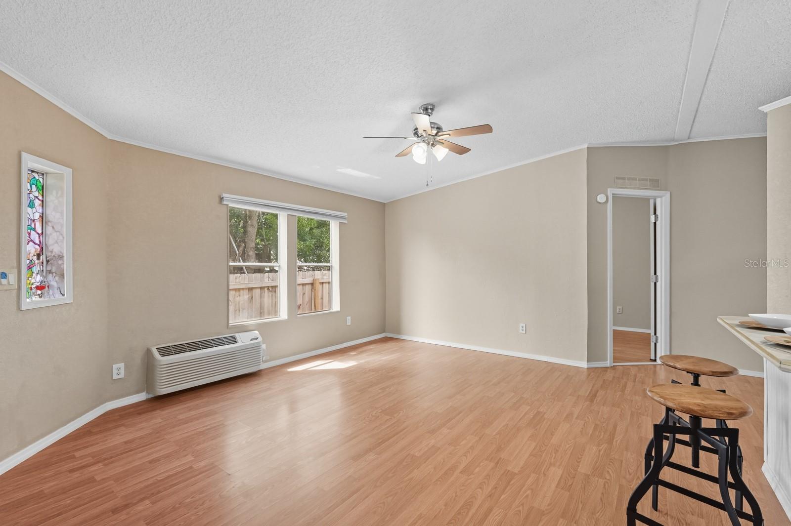 Image 12 of 33 For 5402 Taylor Avenue