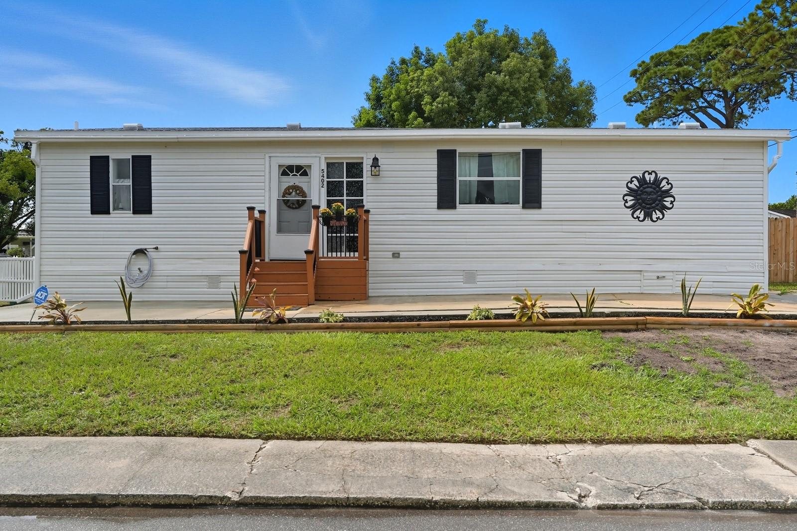 Image 3 of 33 For 5402 Taylor Avenue