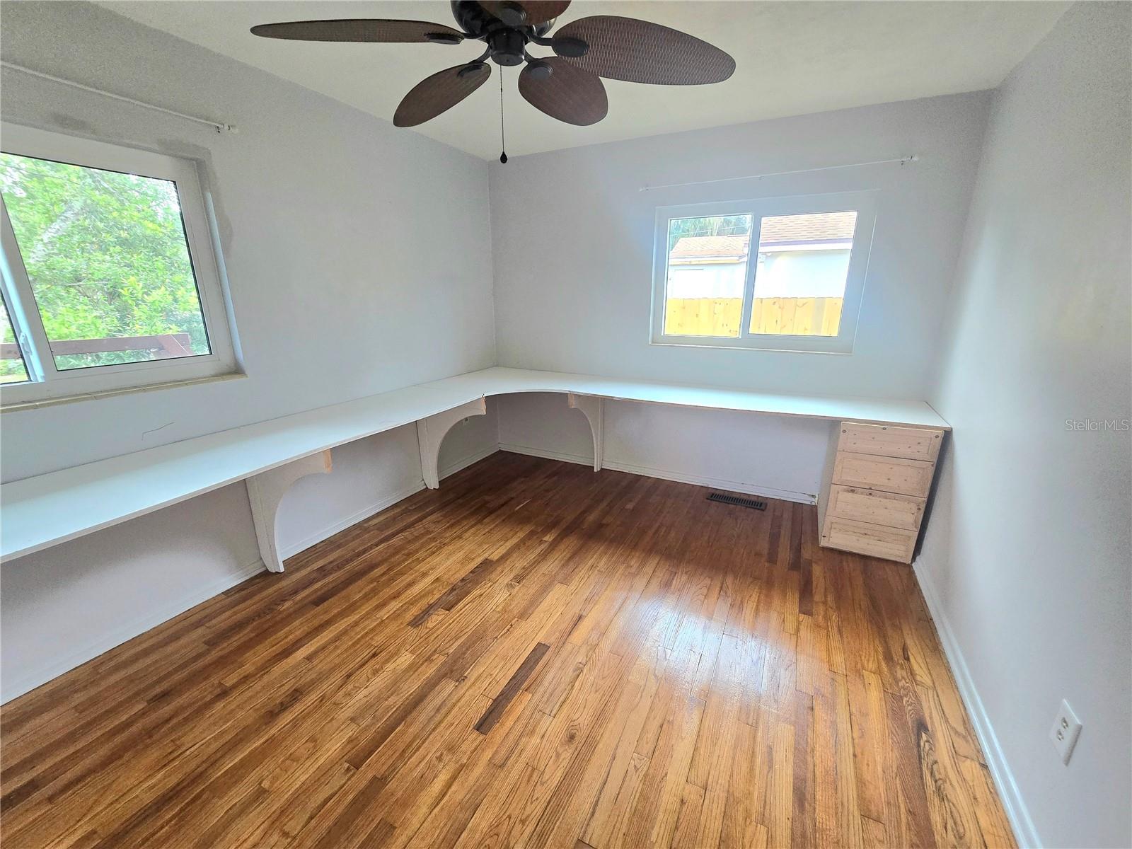 Image 22 of 33 For 817 Euclid Avenue