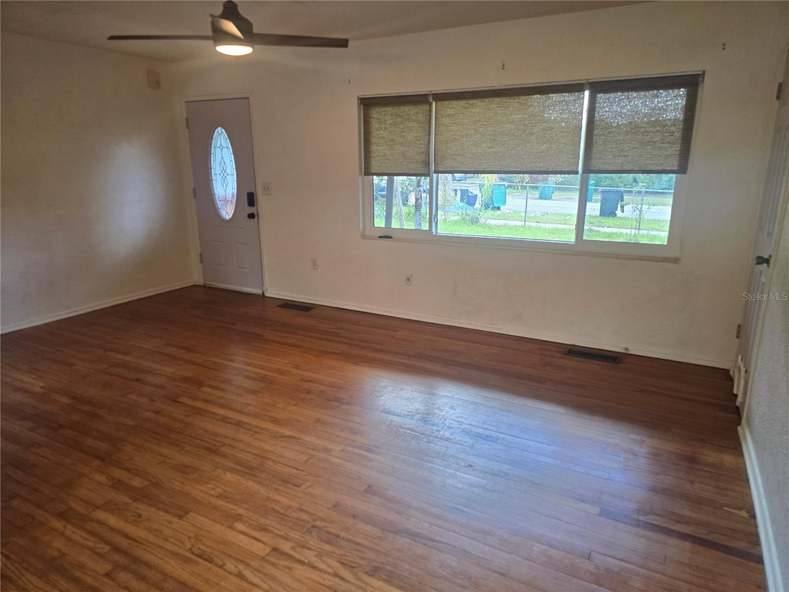 Image 4 of 33 For 817 Euclid Avenue