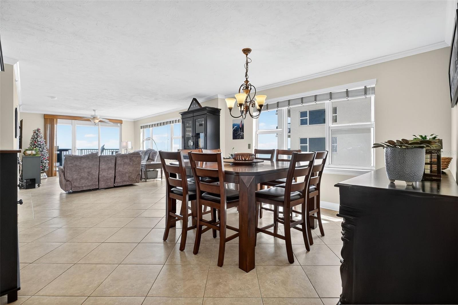 Image 10 of 57 For 3311 Atlantic Avenue 1504