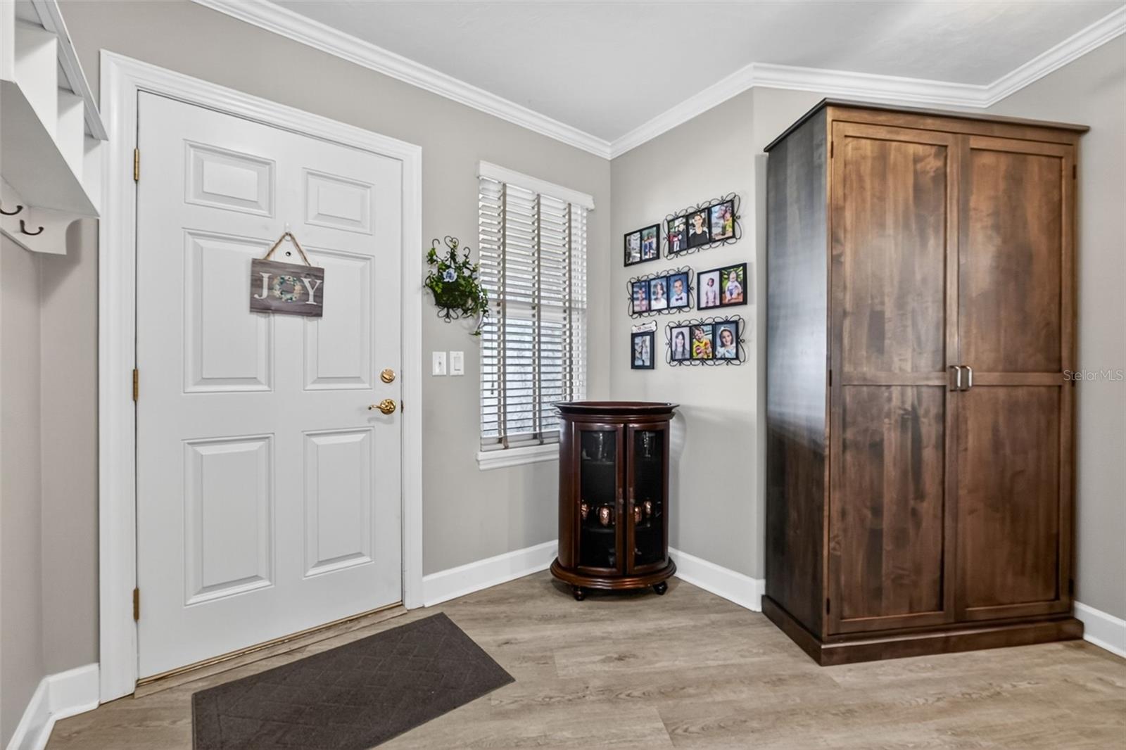 Image 12 of 57 For 3311 Atlantic Avenue 1504