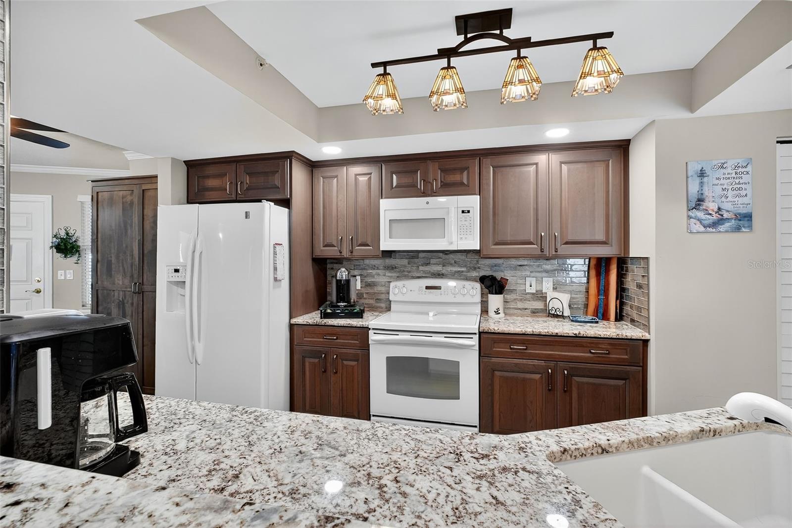 Image 17 of 57 For 3311 Atlantic Avenue 1504