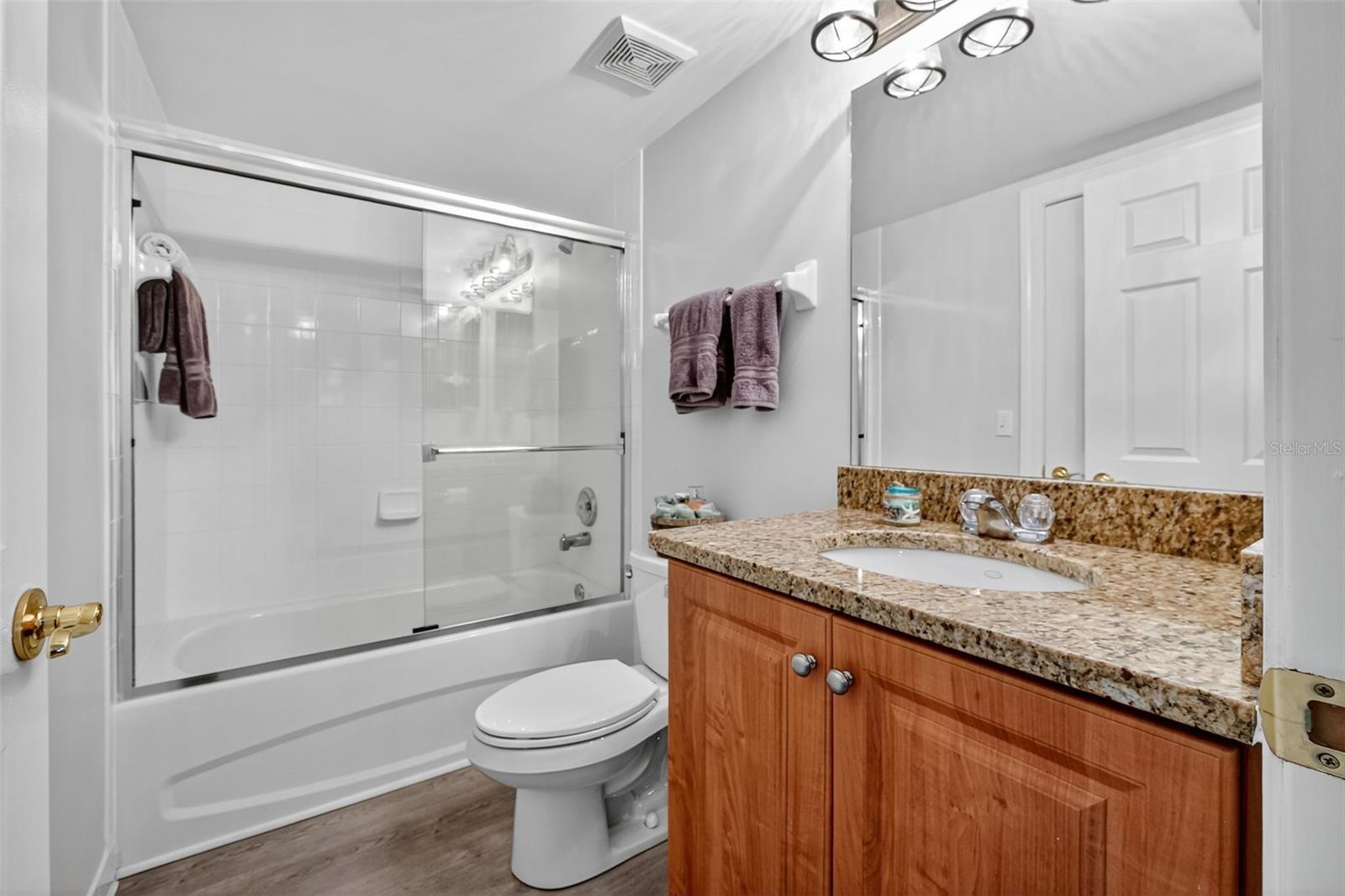 Image 35 of 57 For 3311 Atlantic Avenue 1504