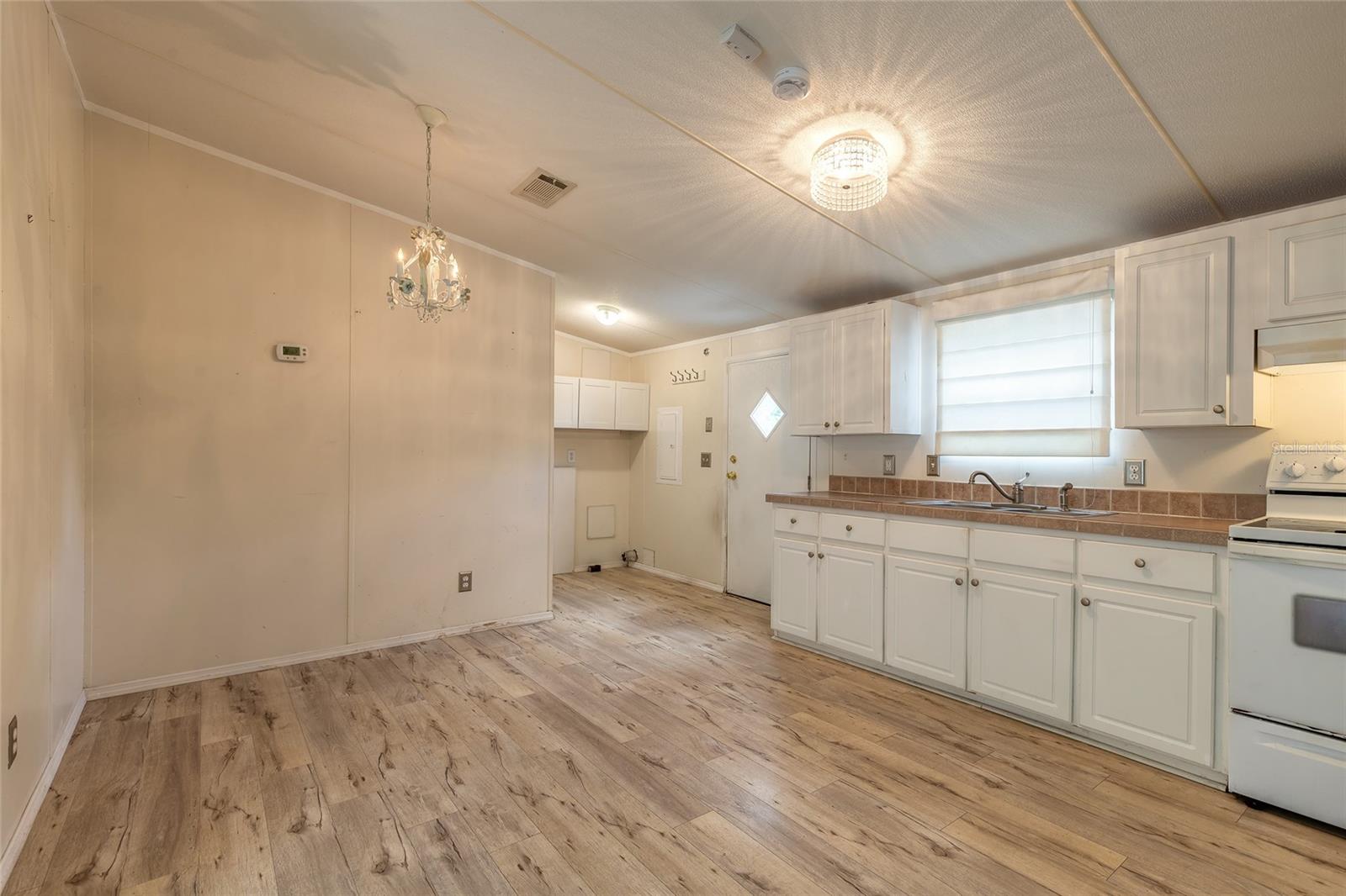 Image 16 of 27 For 55721 Palmetto Road