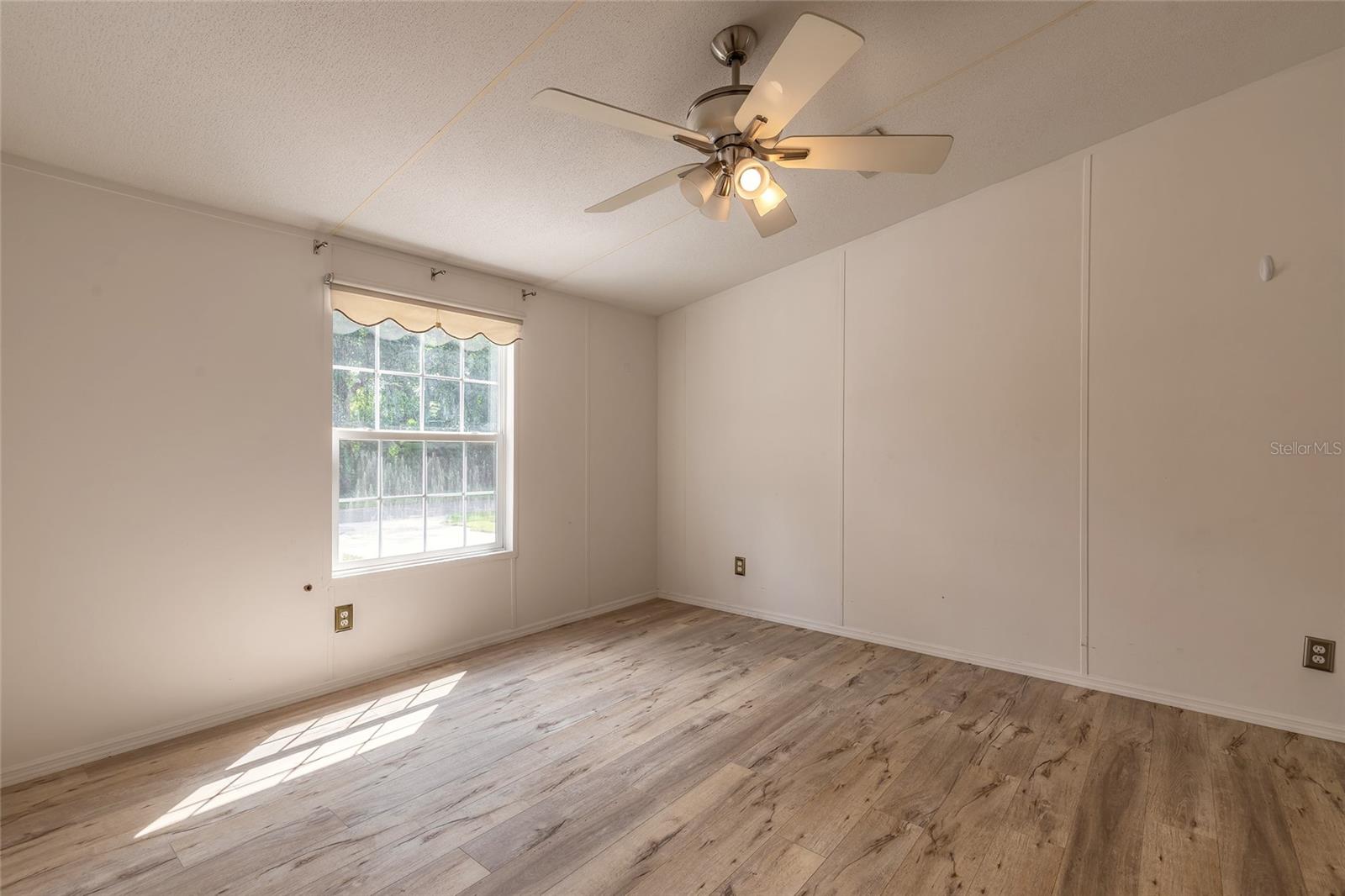 Image 23 of 27 For 55721 Palmetto Road