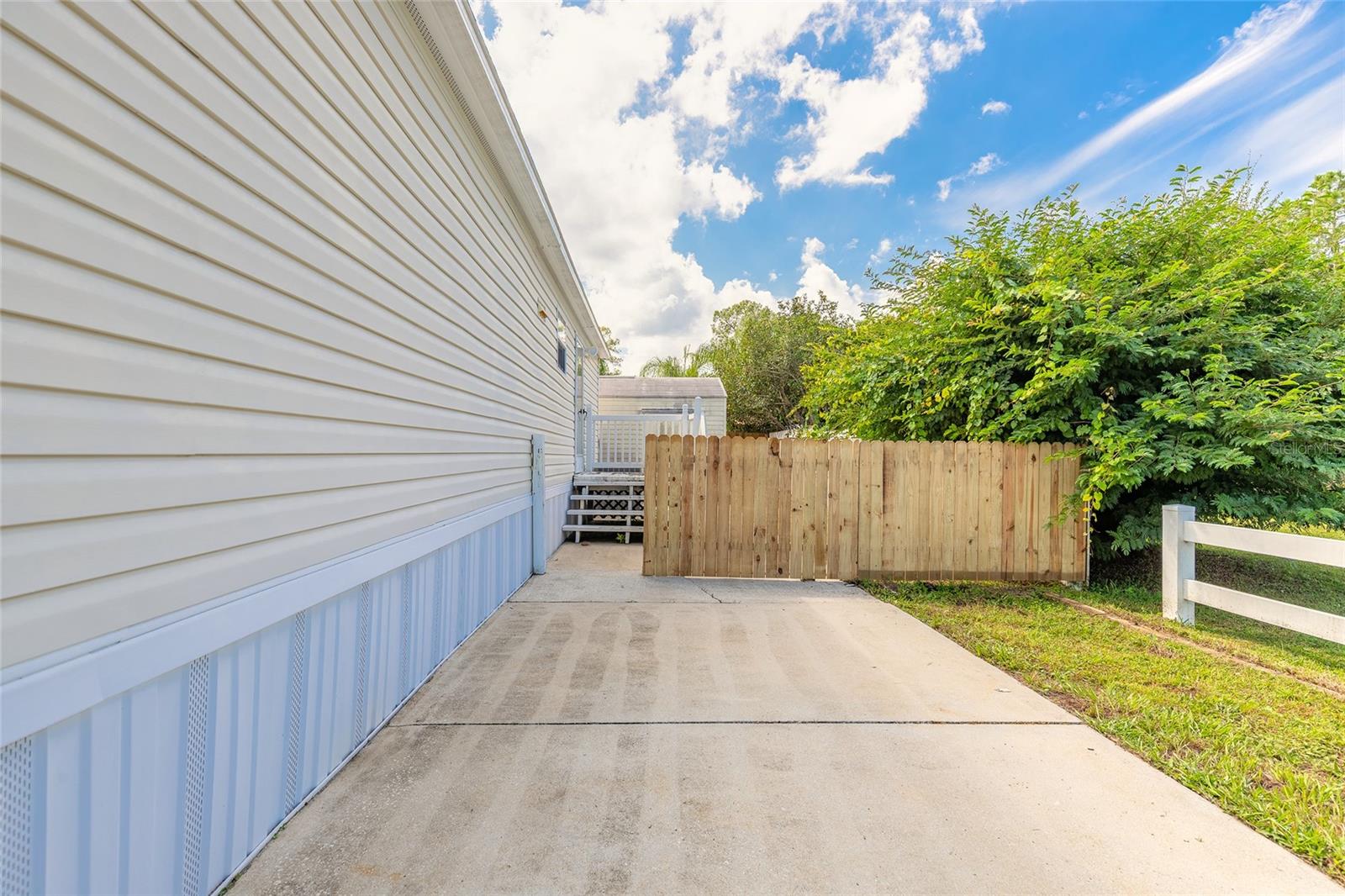 Image 5 of 27 For 55721 Palmetto Road