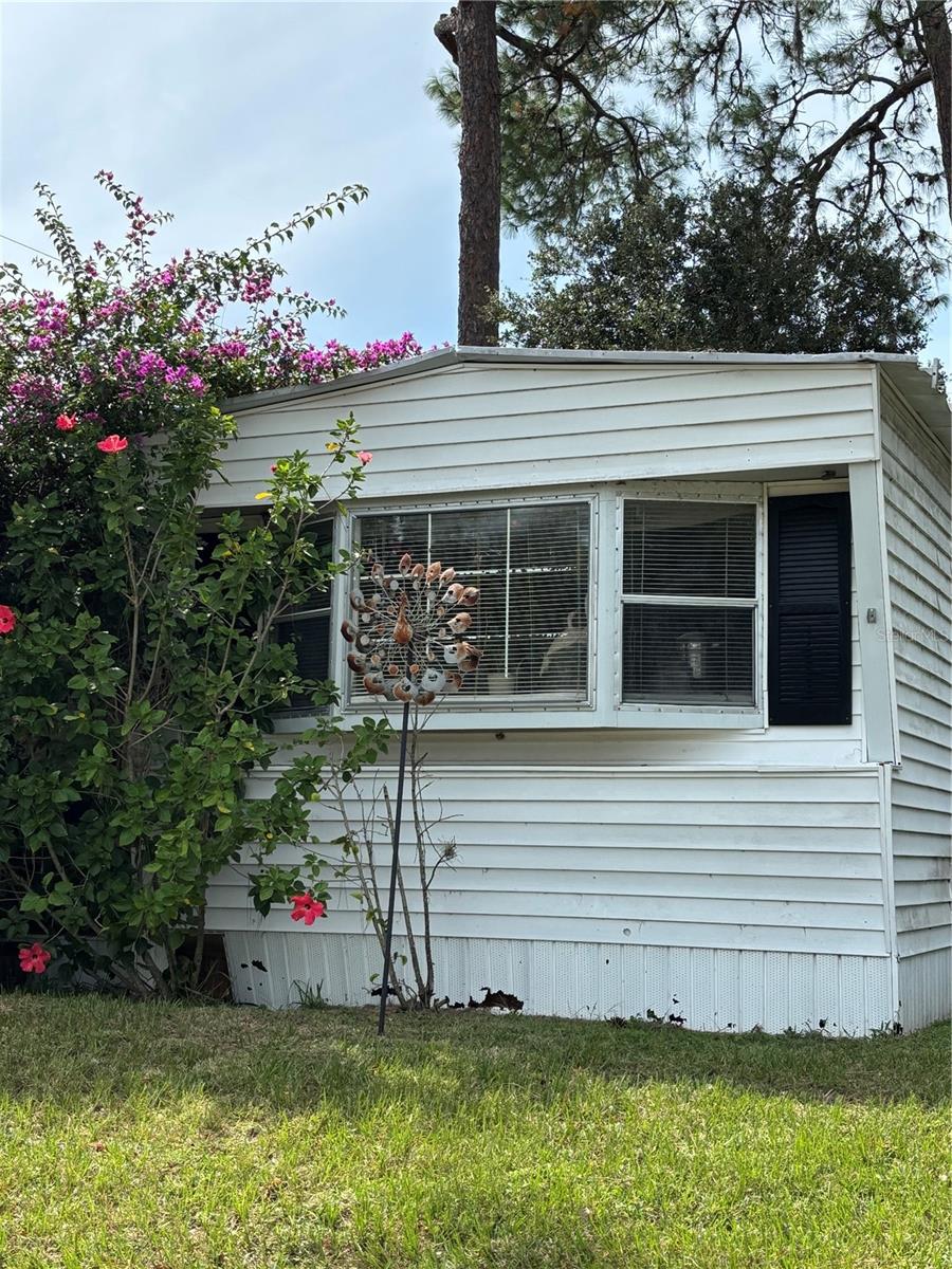 Image 2 of 11 For 102 Oak Tree Drive