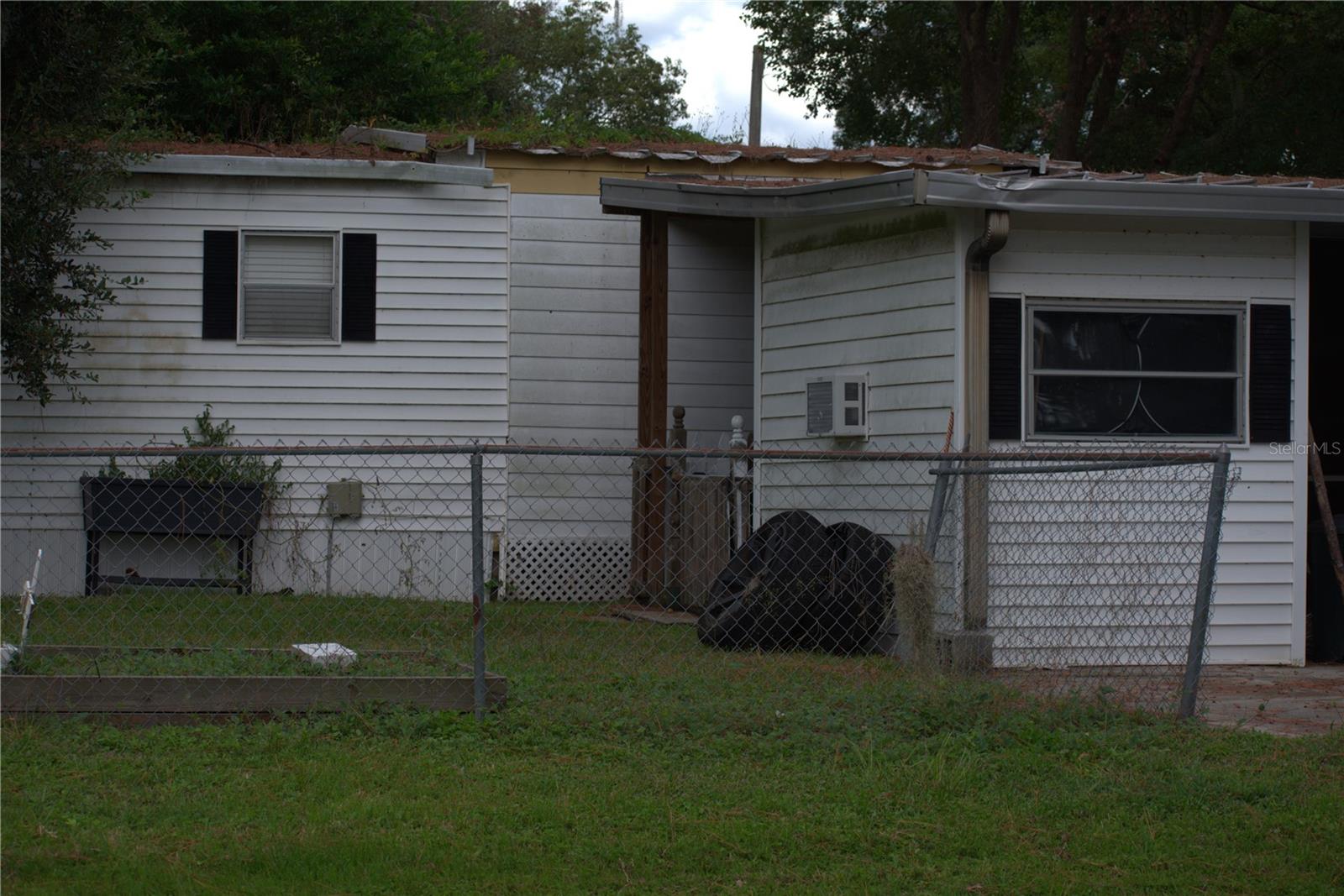 Image 3 of 11 For 102 Oak Tree Drive