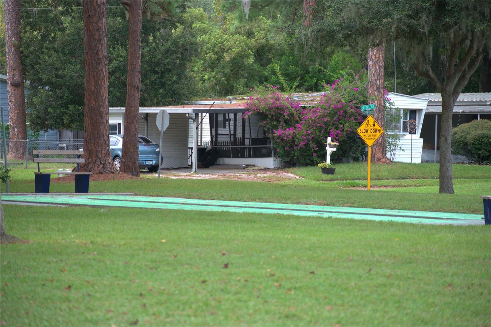 Image 5 of 11 For 102 Oak Tree Drive