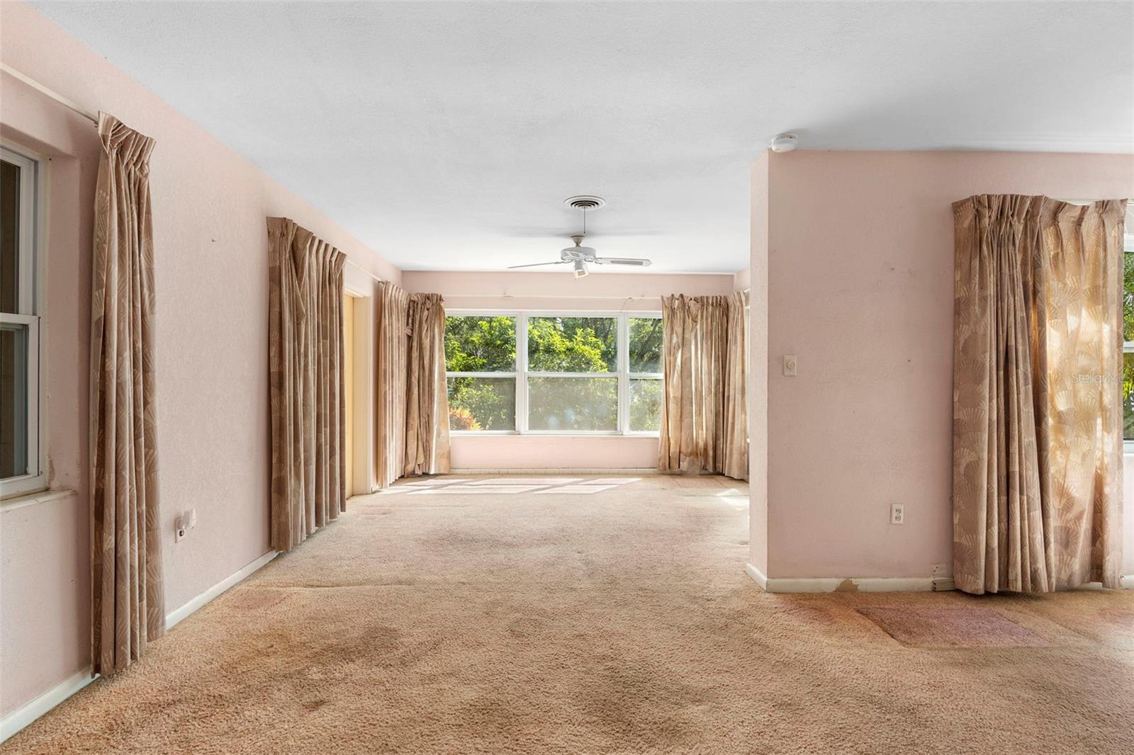 Image 16 of 40 For 721 Lake Avenue