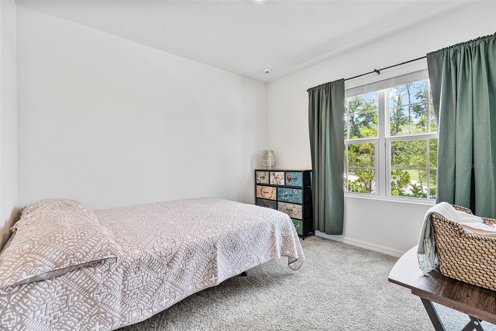 Image 26 of 37 For 511 Baroness Way