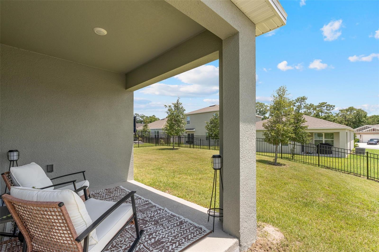 Image 30 of 37 For 511 Baroness Way