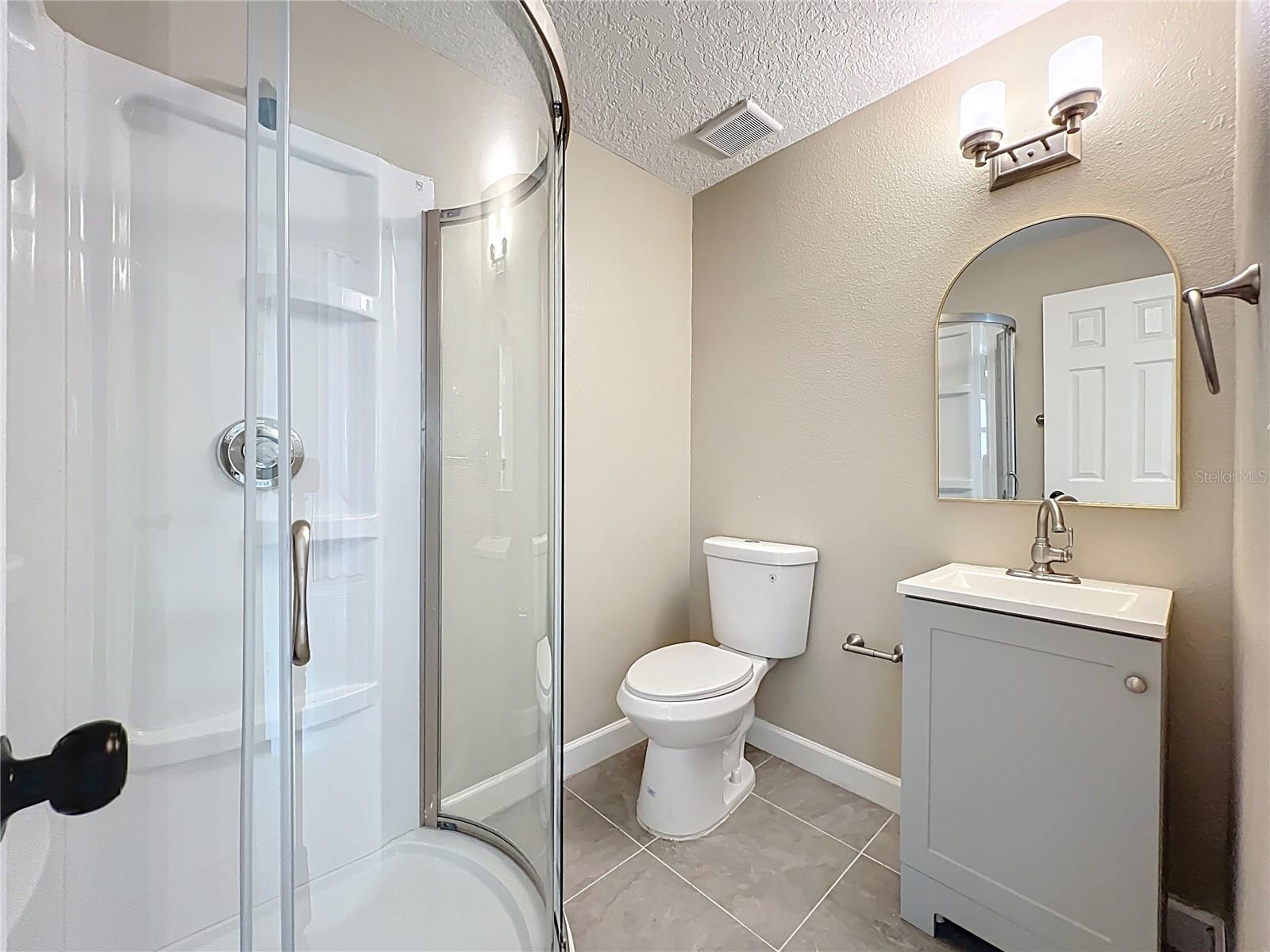 Image 27 of 56 For 3033 Sutton Dr