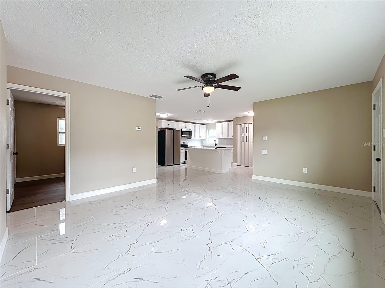 Image 6 of 56 For 3033 Sutton Dr