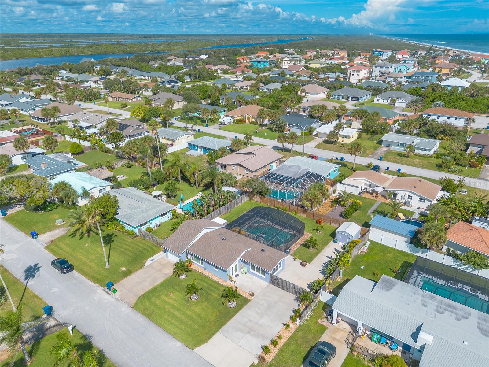 Image 38 of 43 For 9 Dolphin Avenue