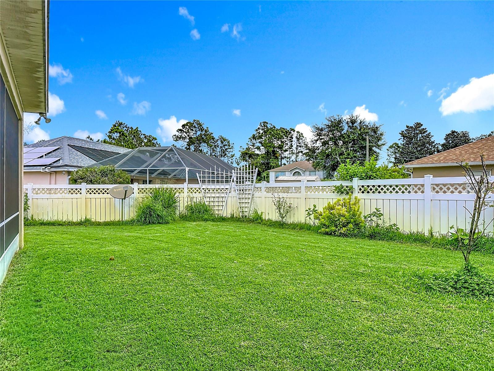 Image 12 of 62 For 22 Prince Patric Lane