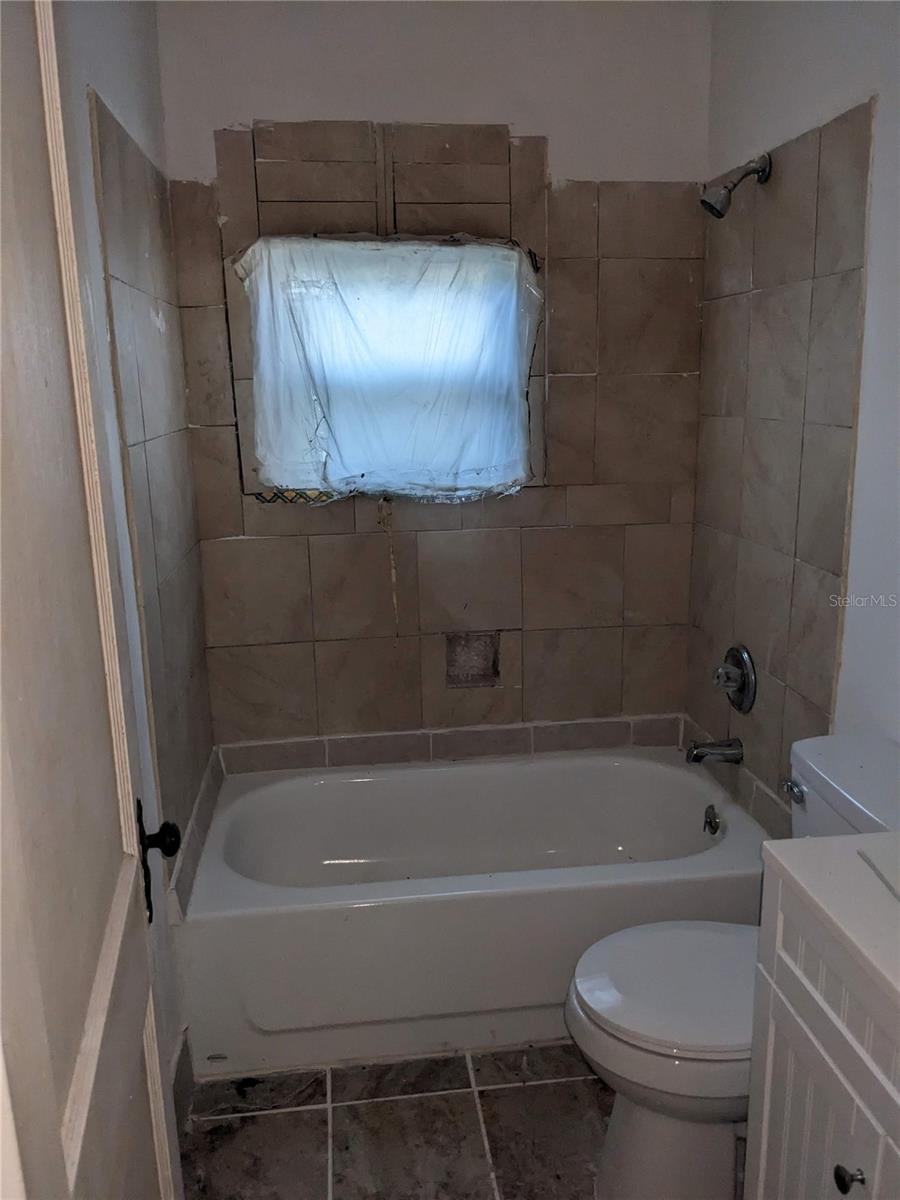 Image 4 of 14 For 720 34th Avenue