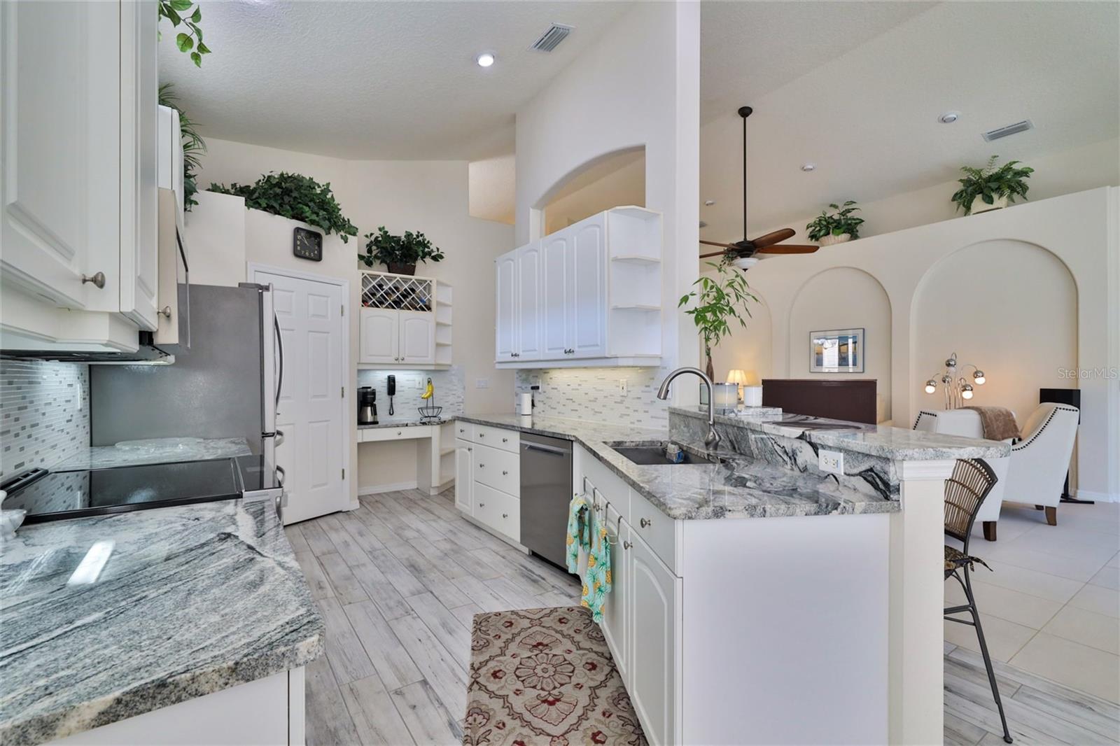 Image 16 of 34 For 3341 Glenshane Way