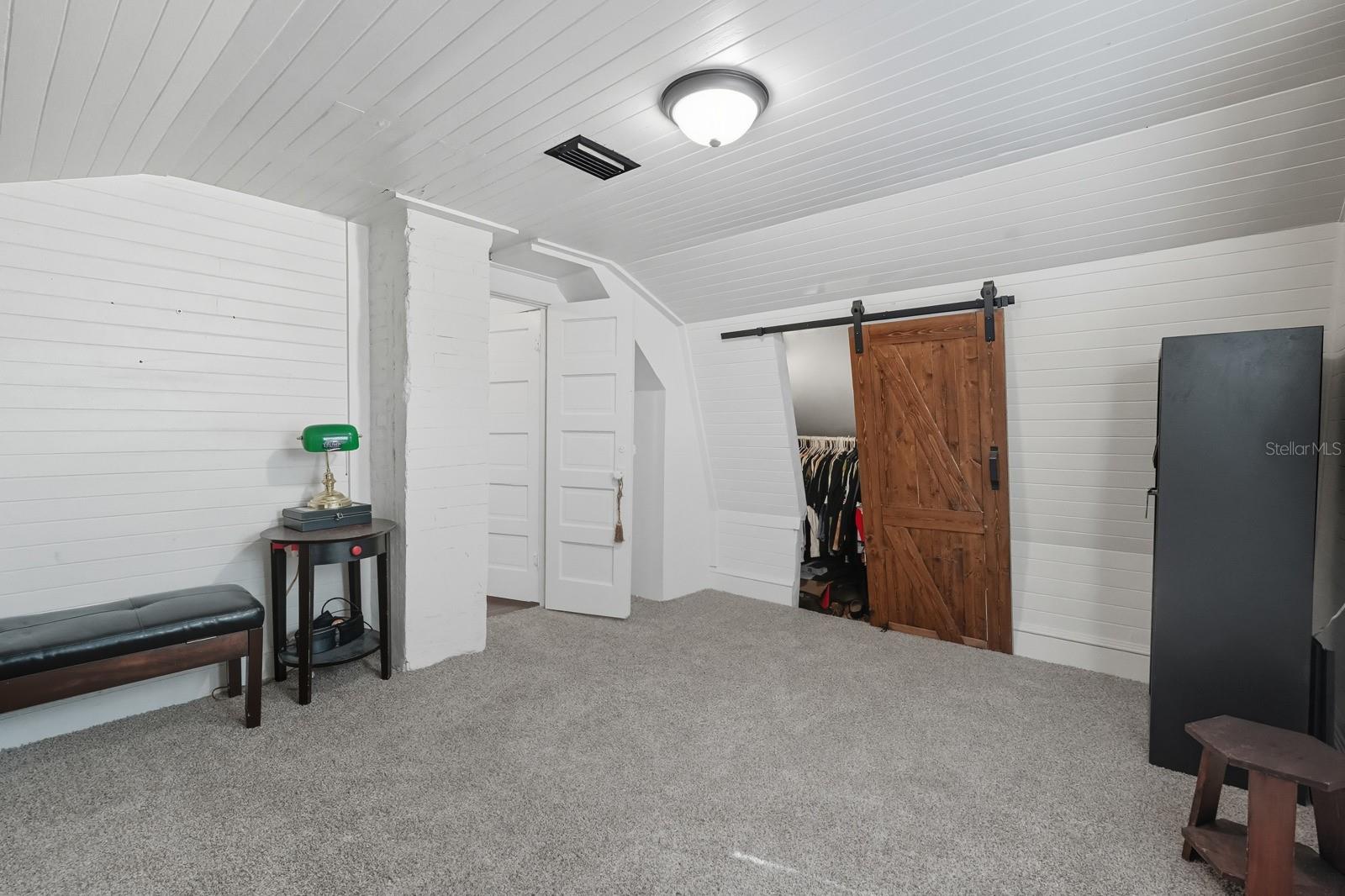 Image 11 of 57 For 141 Kingston Avenue