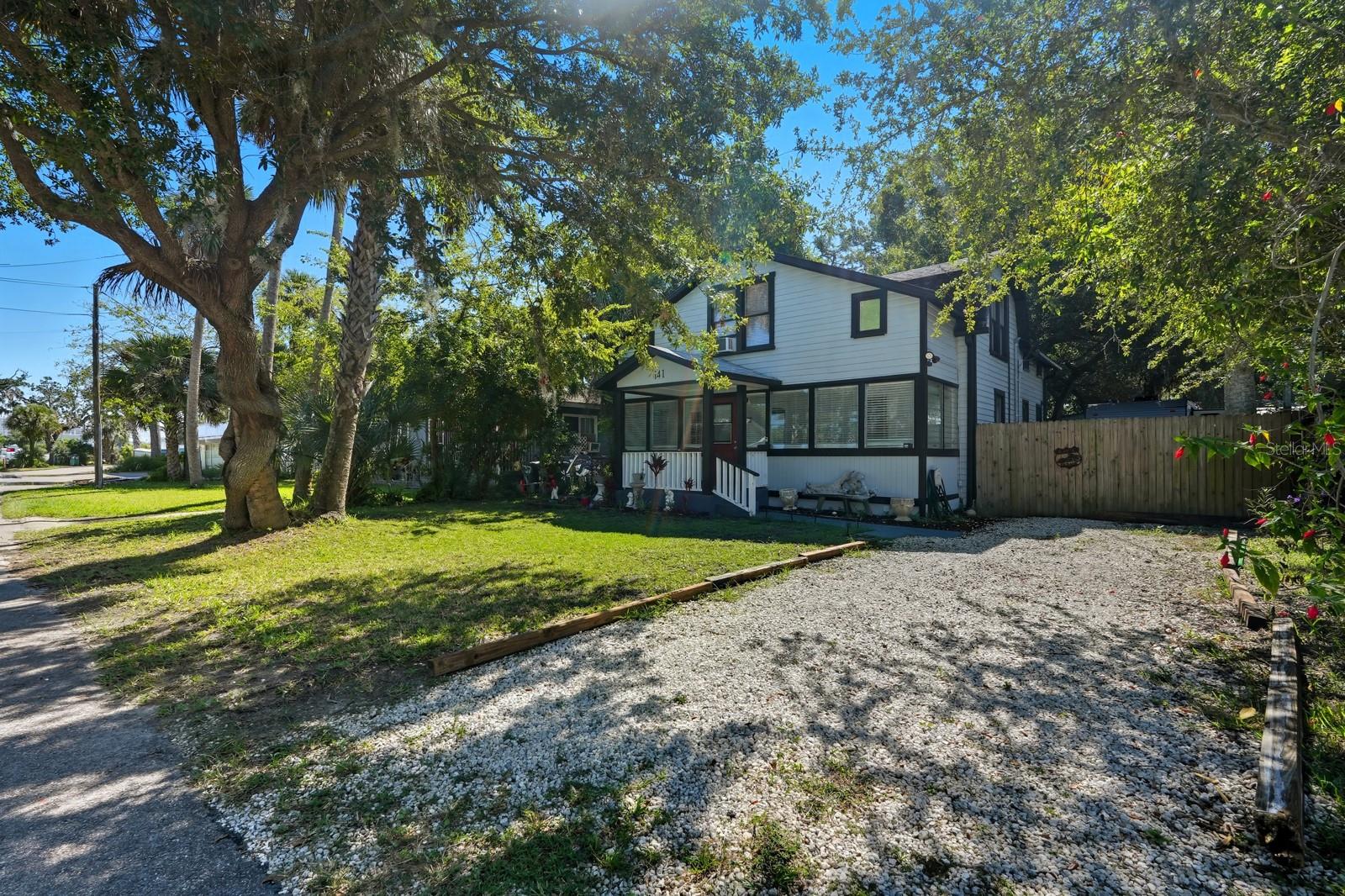 Image 2 of 57 For 141 Kingston Avenue