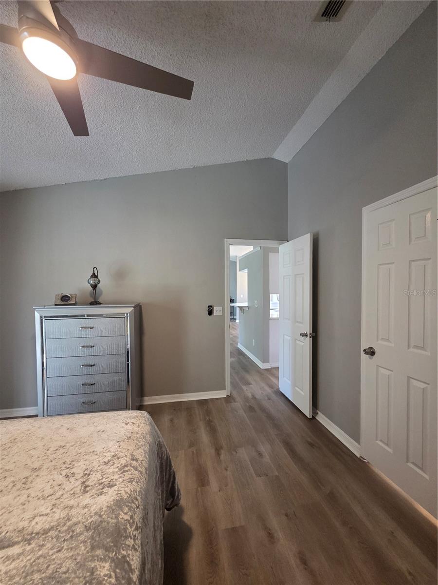 Image 14 of 31 For 2730 Woodland Drive