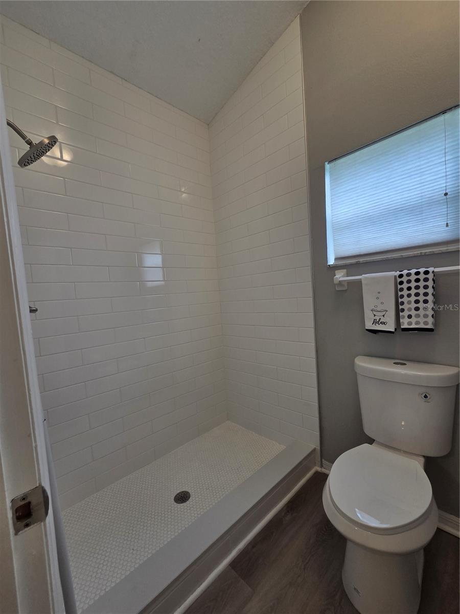 Image 17 of 31 For 2730 Woodland Drive