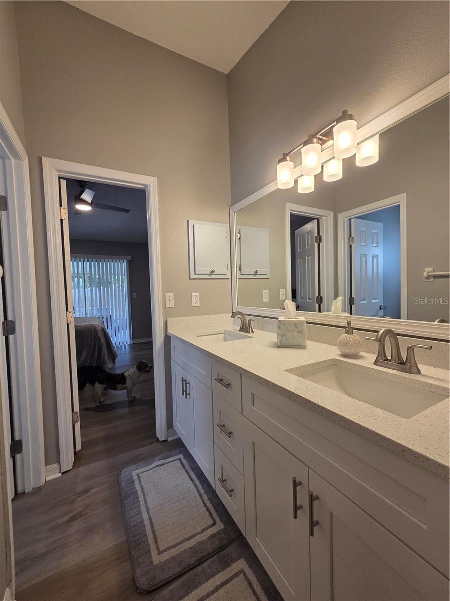 Image 18 of 31 For 2730 Woodland Drive