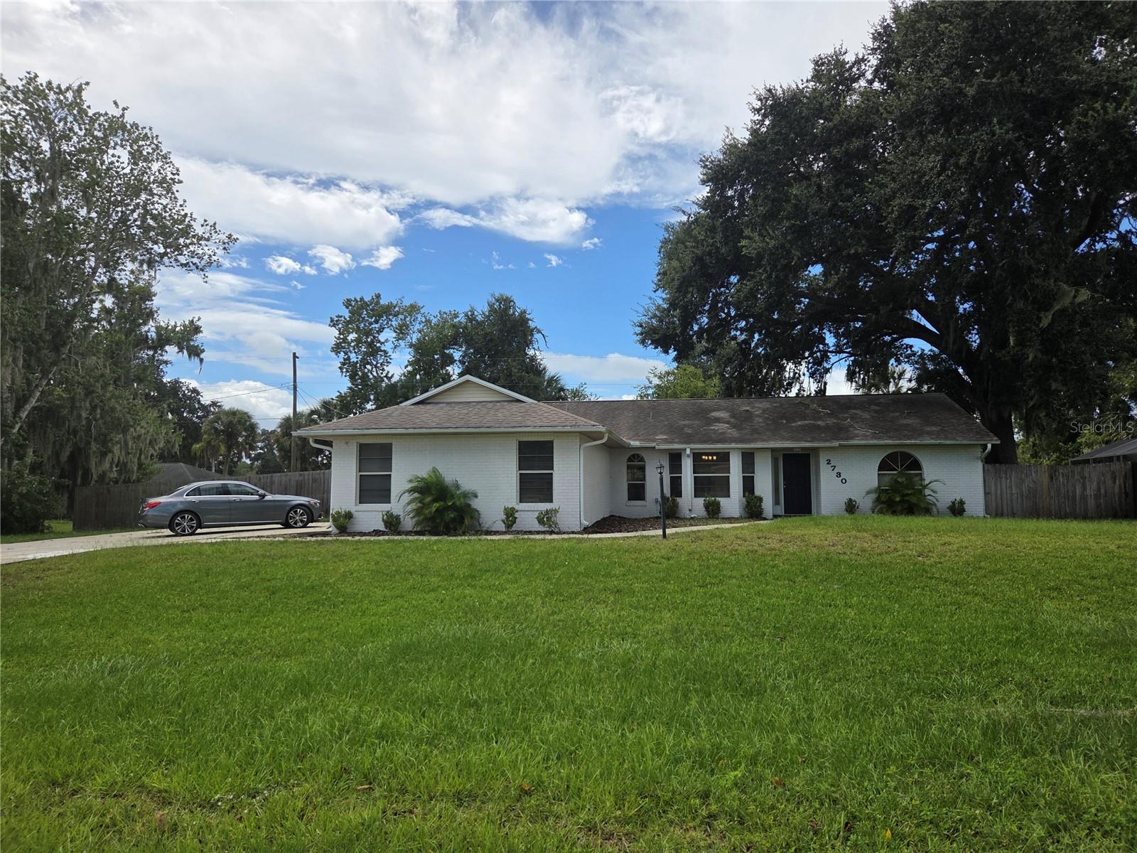 Image 2 of 31 For 2730 Woodland Drive