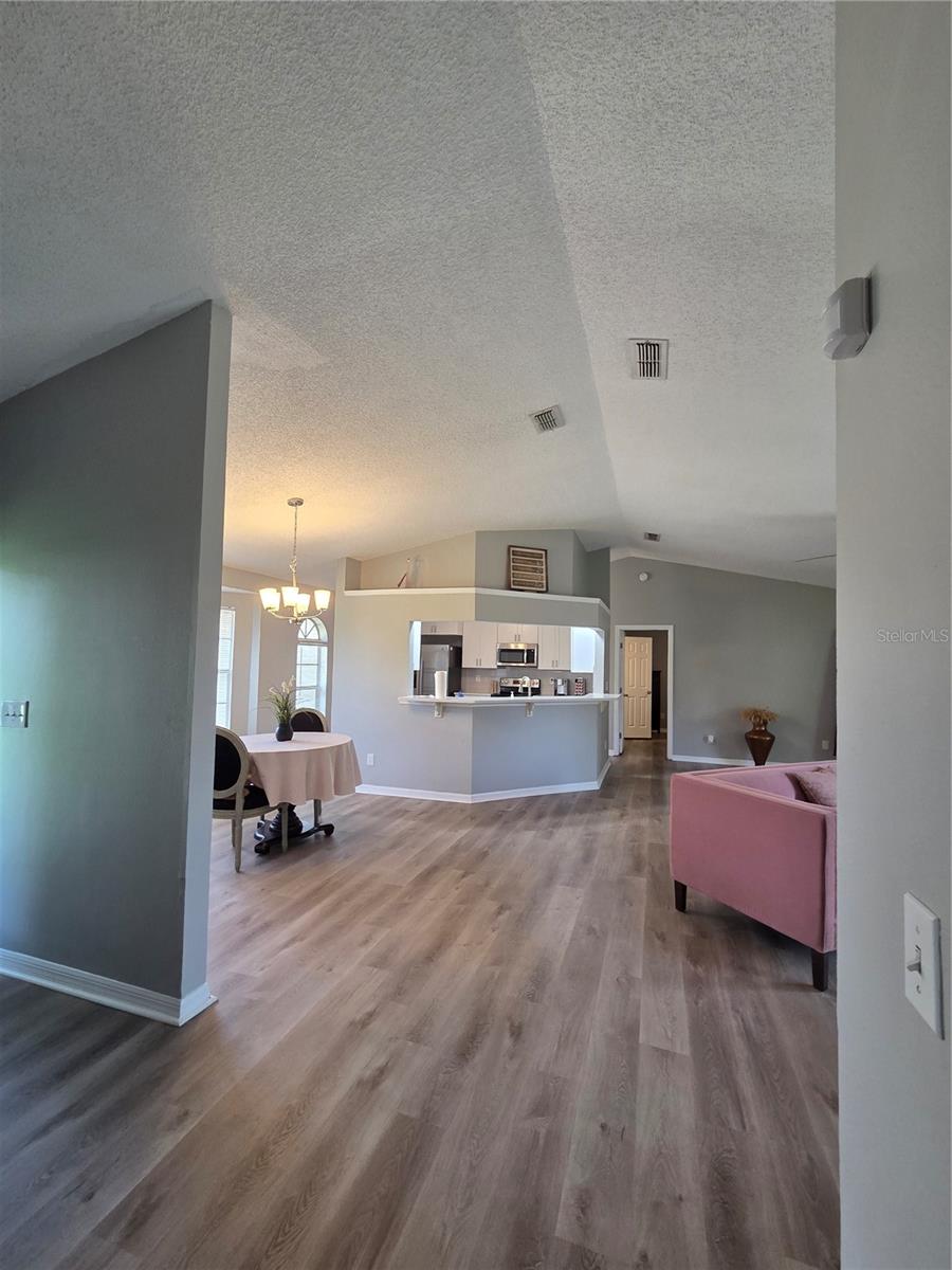 Image 23 of 31 For 2730 Woodland Drive