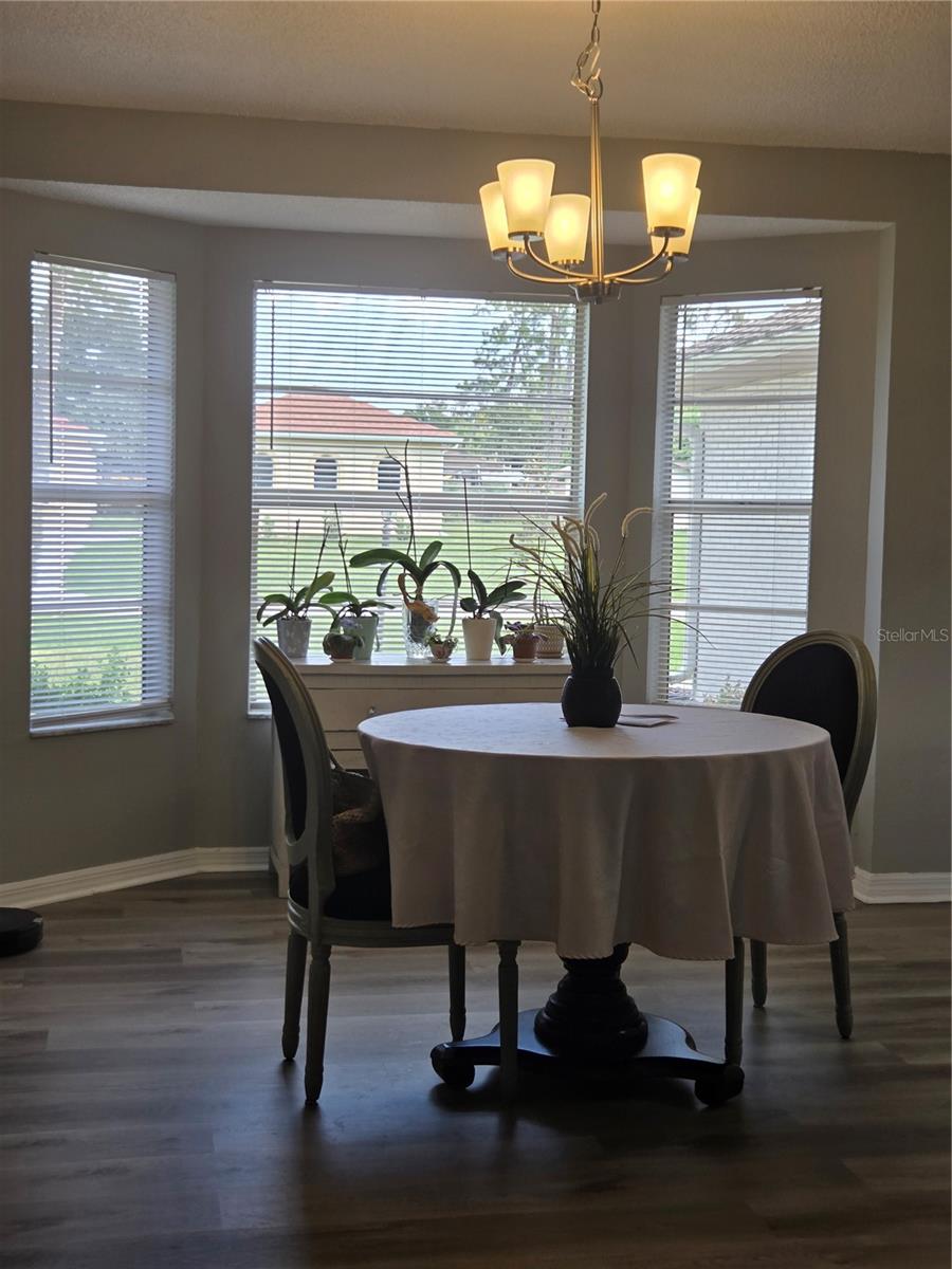 Image 8 of 31 For 2730 Woodland Drive