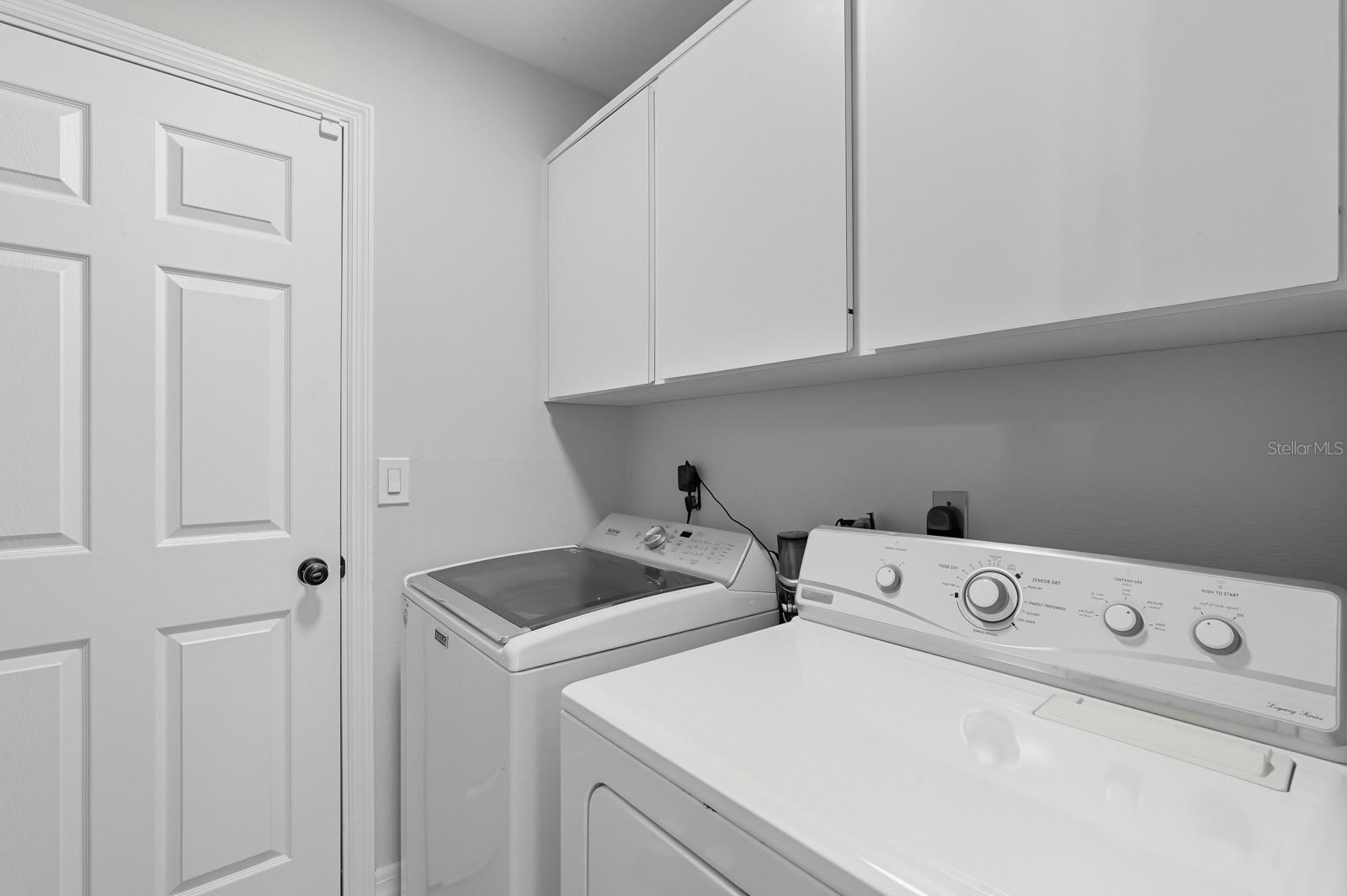 Image 31 of 49 For 2134 Riverside Drive