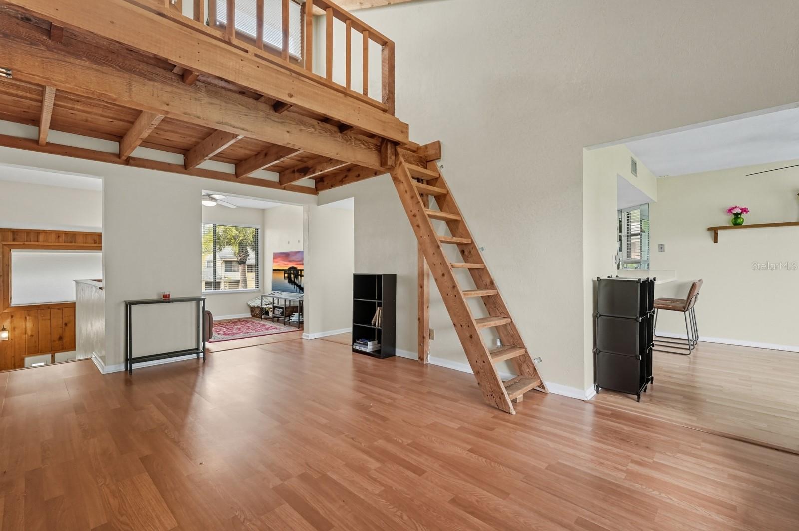 Image 15 of 51 For 132 Golden Eye Drive C