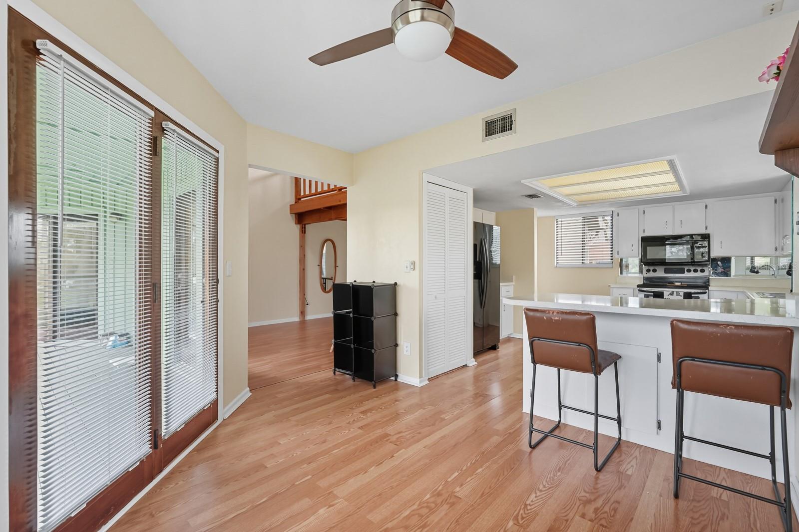 Image 16 of 51 For 132 Golden Eye Drive C