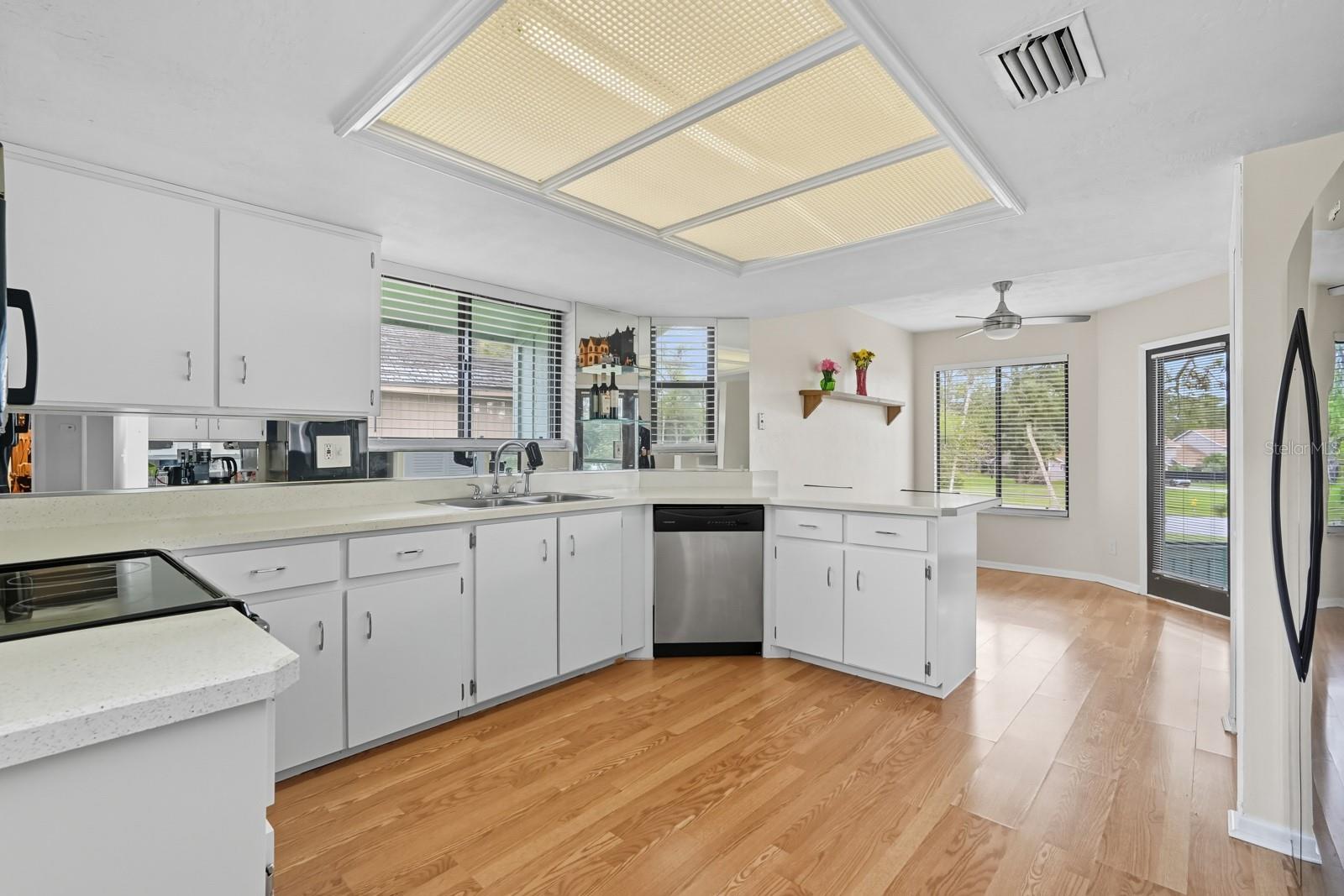 Image 19 of 51 For 132 Golden Eye Drive C