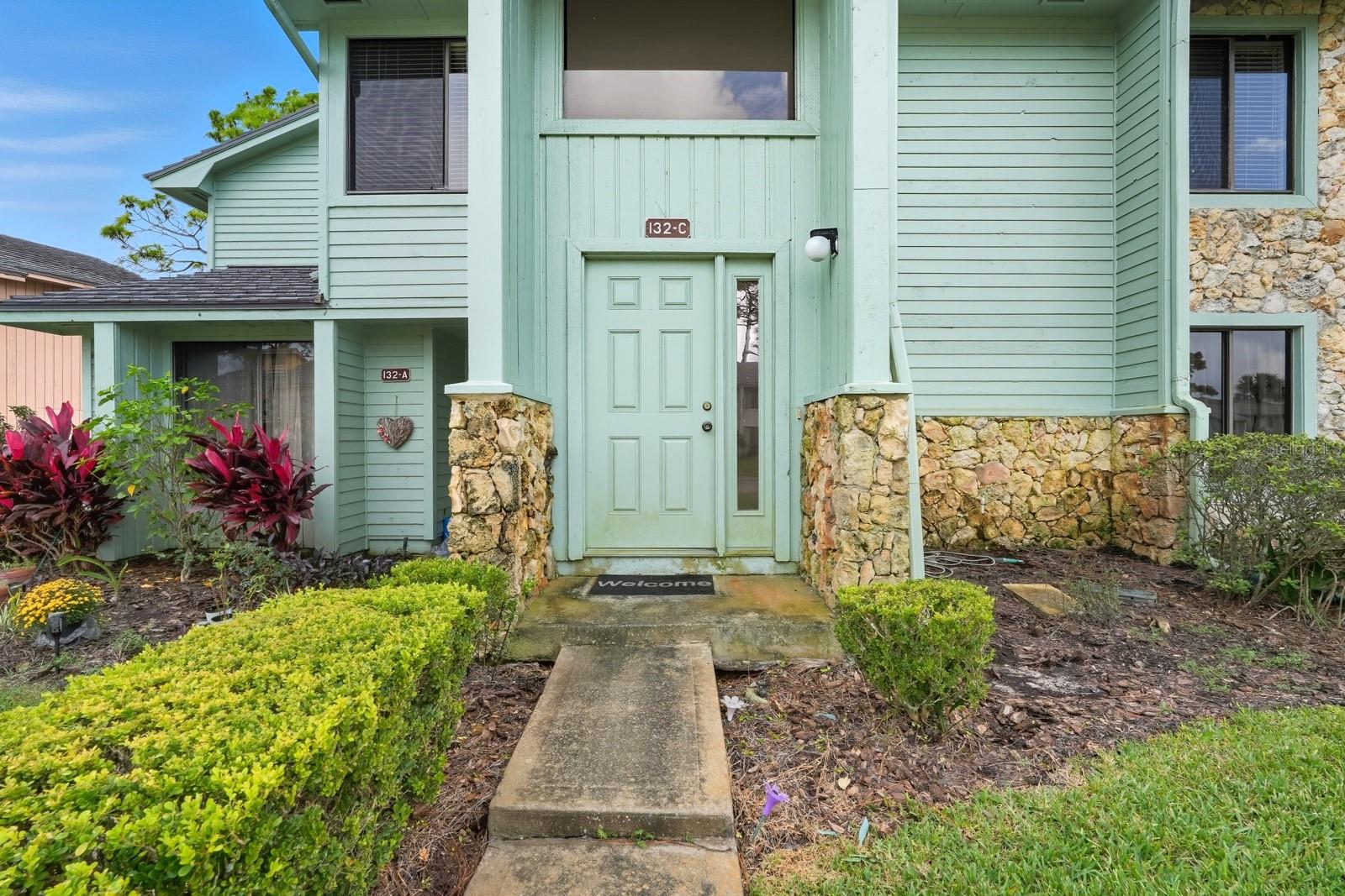 Image 2 of 51 For 132 Golden Eye Drive C