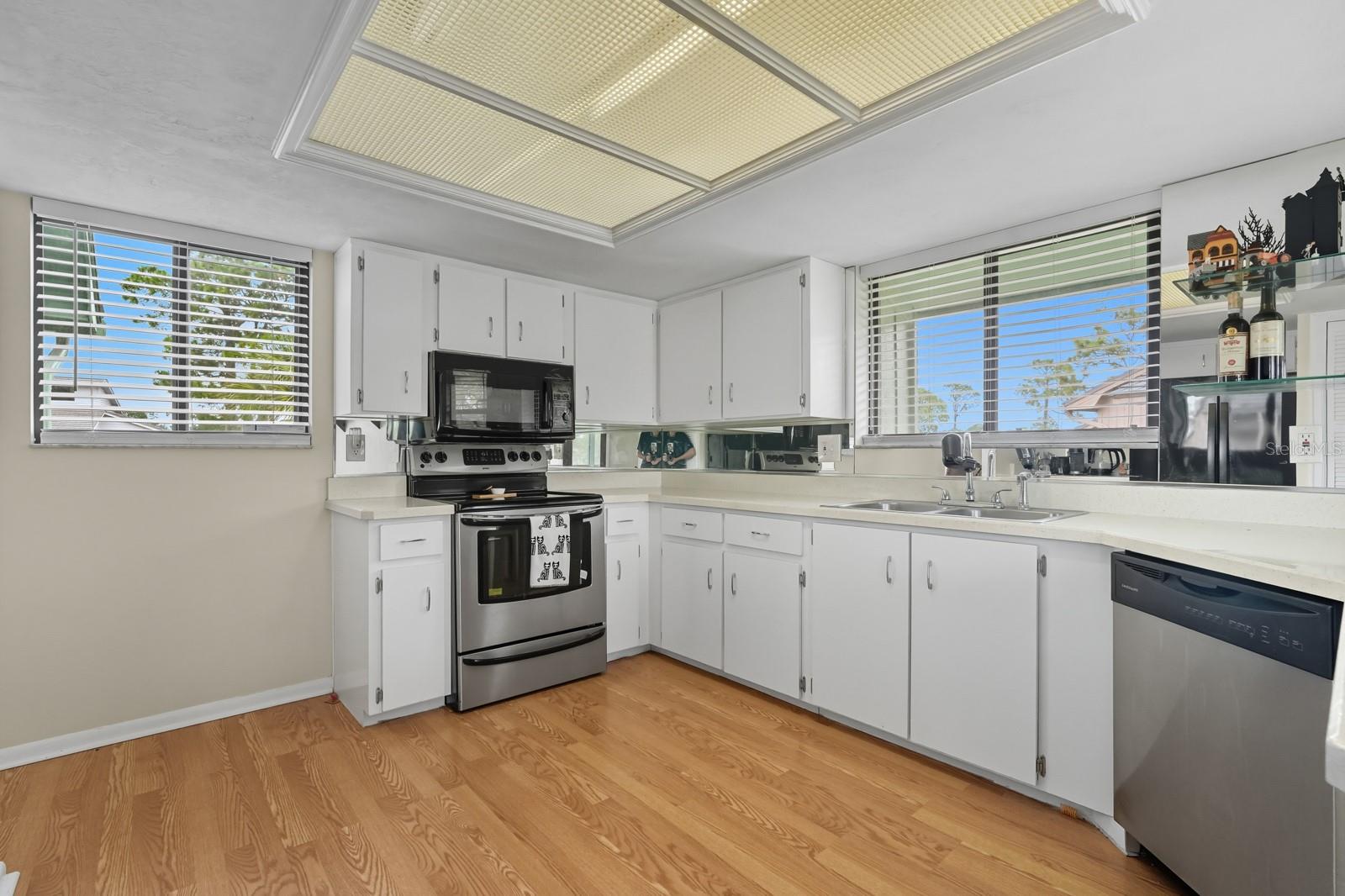 Image 22 of 51 For 132 Golden Eye Drive C