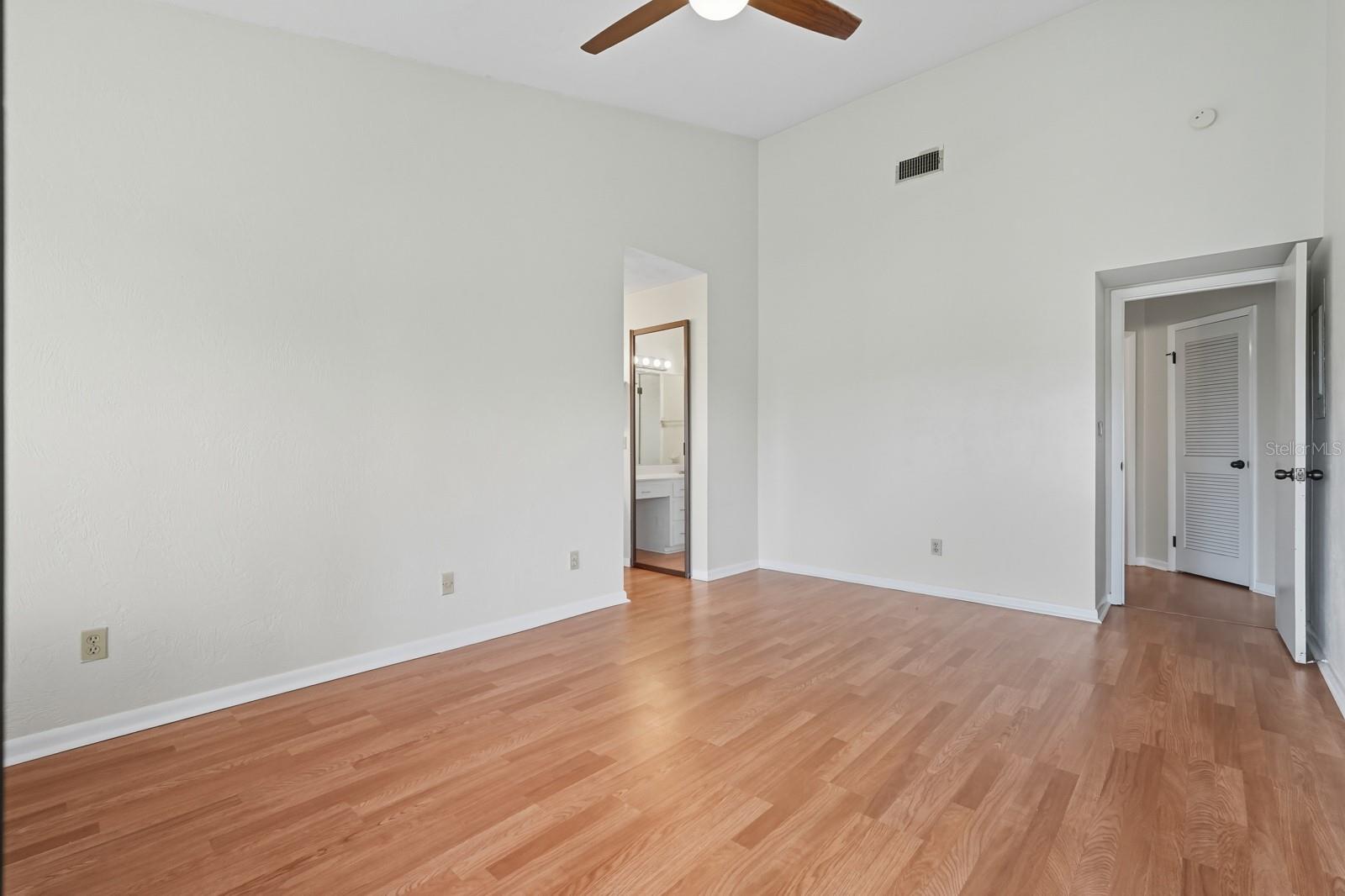Image 26 of 51 For 132 Golden Eye Drive C
